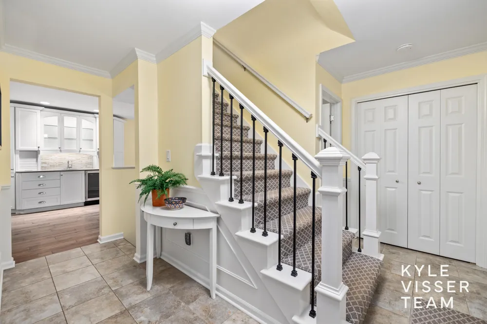 6728 Gleneagles Drive SE Cascade Charter Township, MI 49546