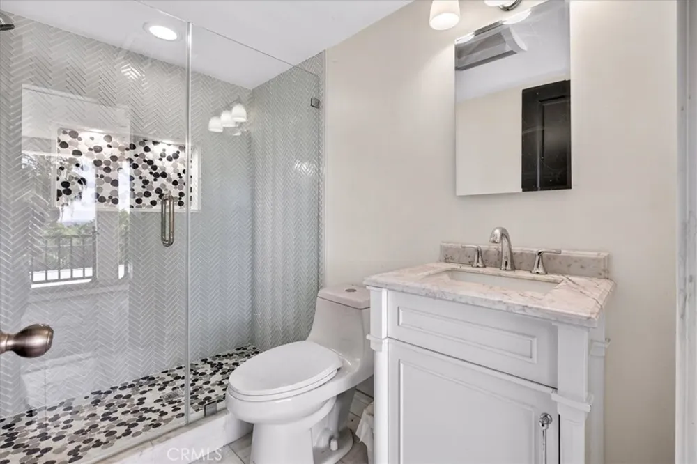195 Flowerfield Lane La Habra Heights, CA 90631