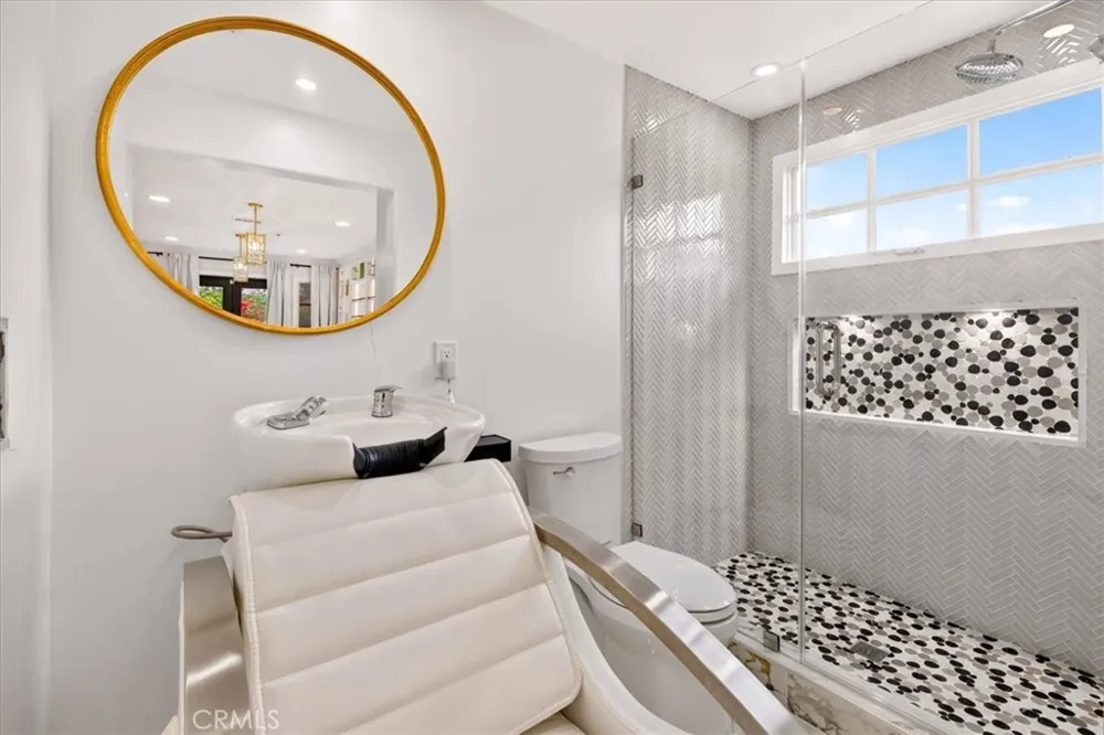 195 Flowerfield Lane La Habra Heights, CA 90631