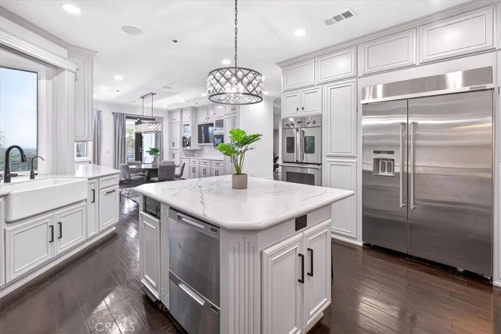 195 Flowerfield Lane La Habra Heights, CA 90631