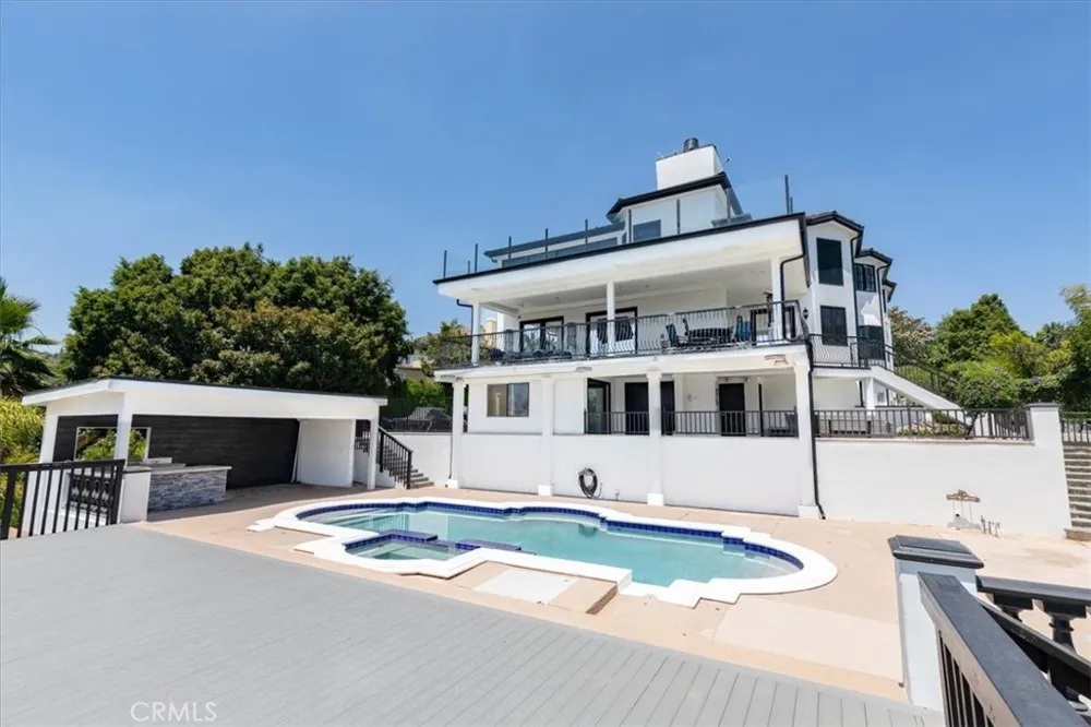 195 Flowerfield Lane La Habra Heights, CA 90631