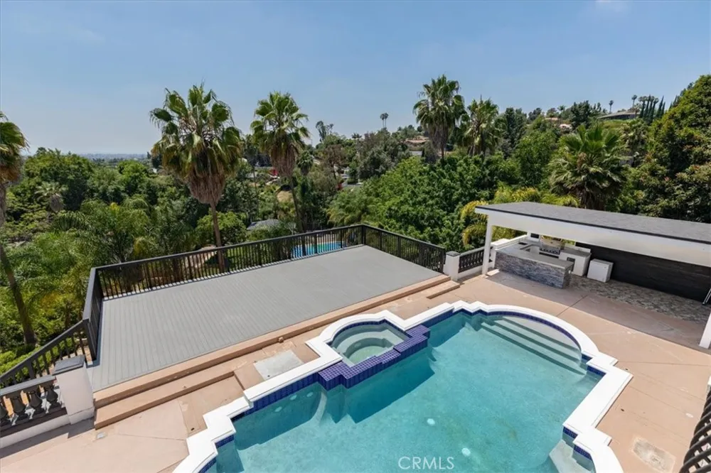 195 Flowerfield Lane La Habra Heights, CA 90631