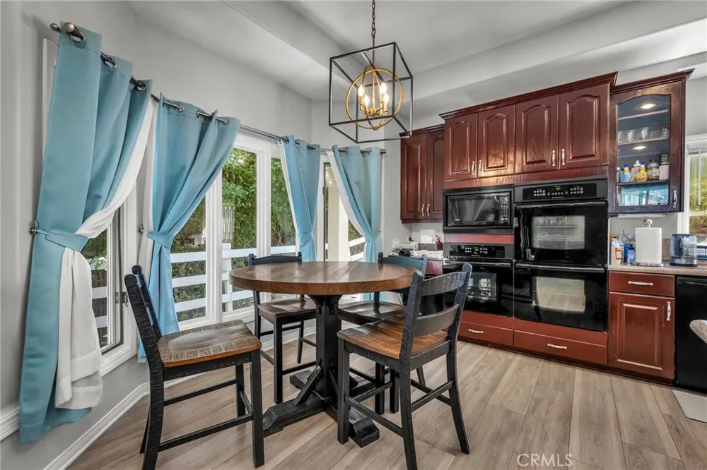 5 Colina Lane Rolling Hills Estates, CA 90274
