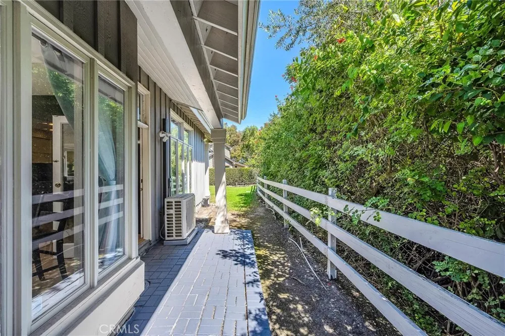 5 Colina Lane Rolling Hills Estates, CA 90274