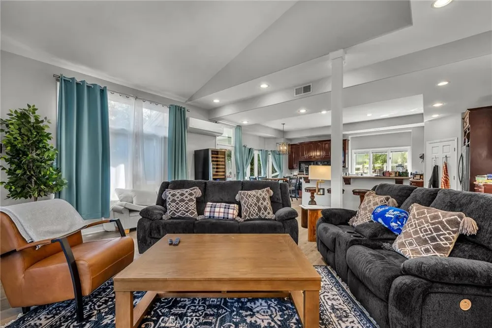 5 Colina Lane Rolling Hills Estates, CA 90274