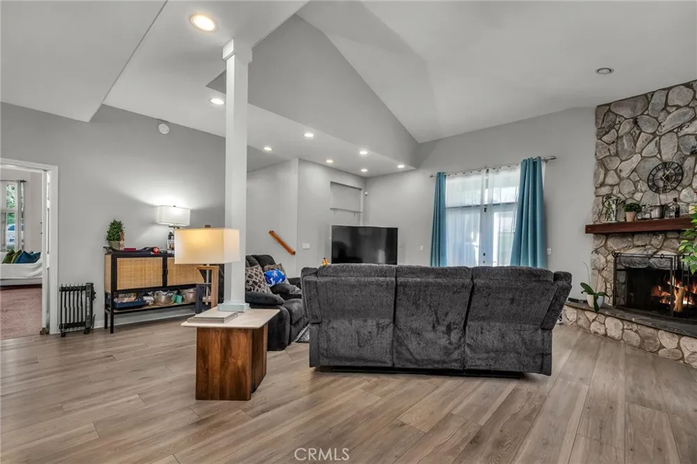 5 Colina Lane Rolling Hills Estates, CA 90274