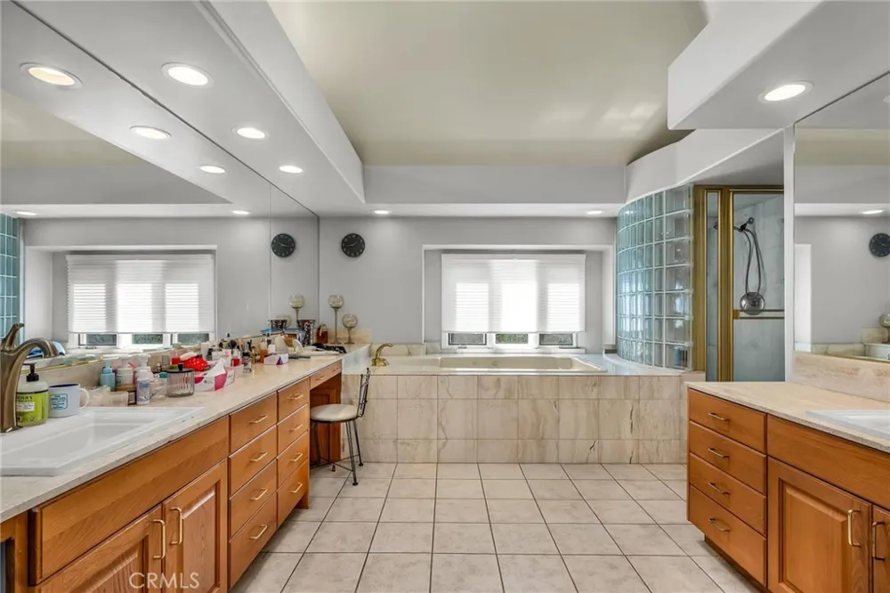 5 Colina Lane Rolling Hills Estates, CA 90274