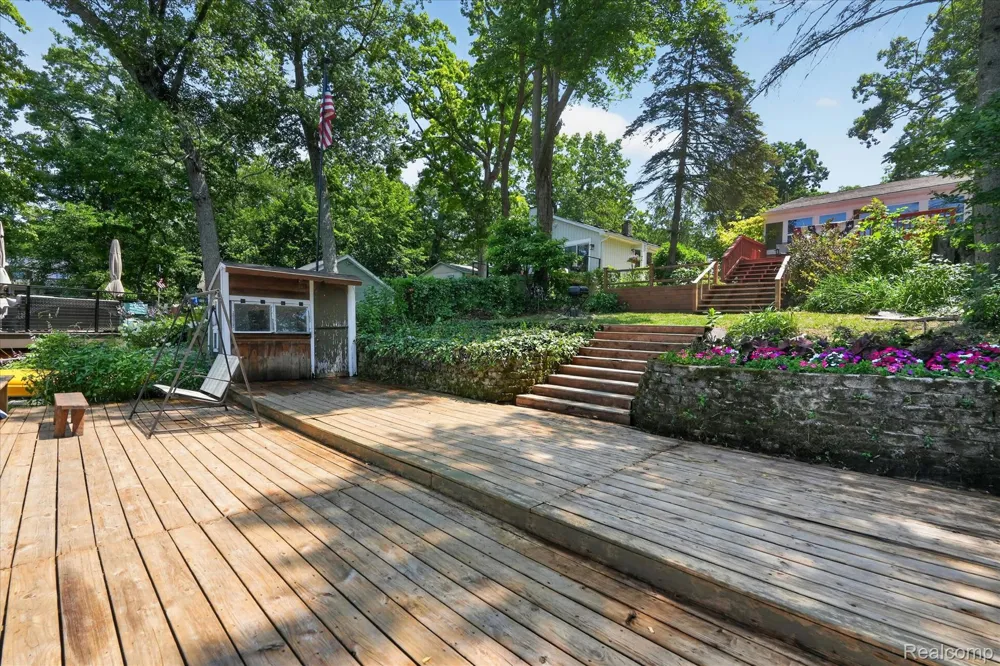 1700 Clark Lake Road Brighton Township, MI 48114