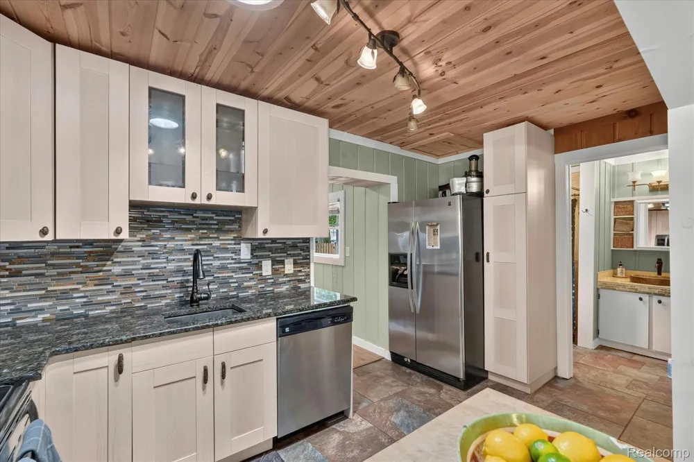 1700 Clark Lake Road Brighton Township, MI 48114