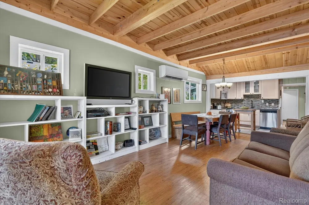 1700 Clark Lake Road Brighton Township, MI 48114