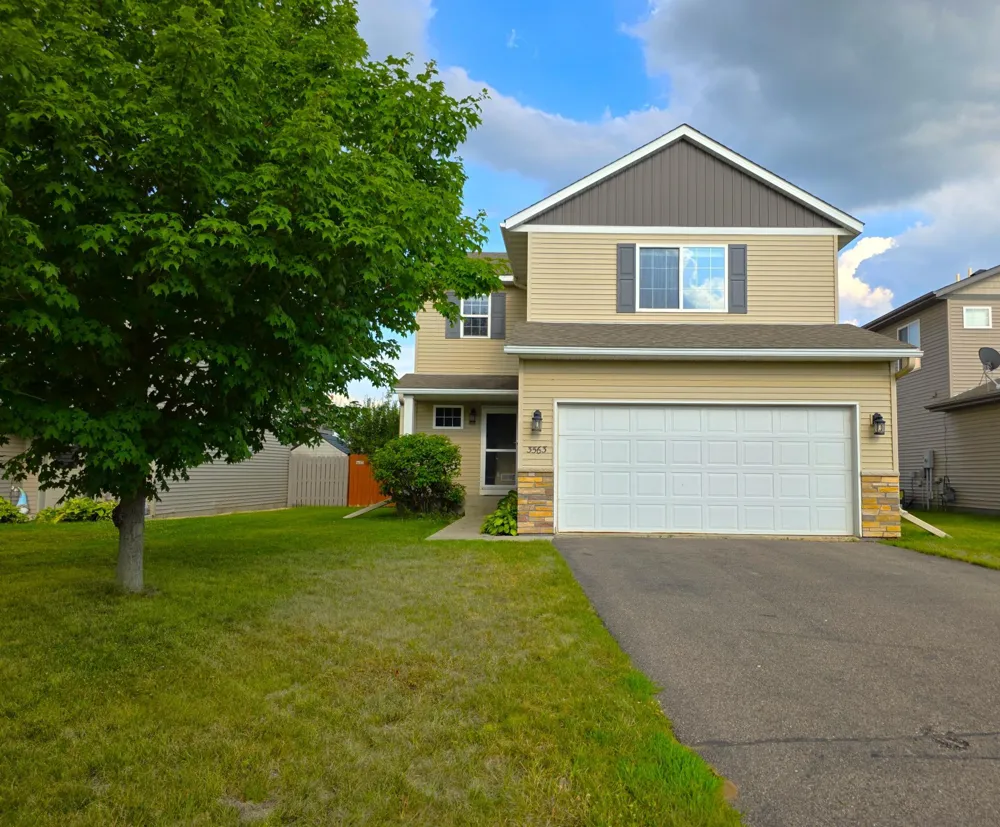 3563 Village Trail Hastings, MN 55033