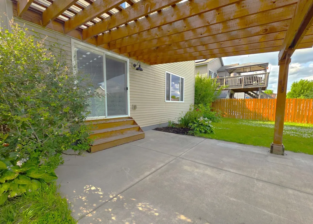 3563 Village Trail Hastings, MN 55033