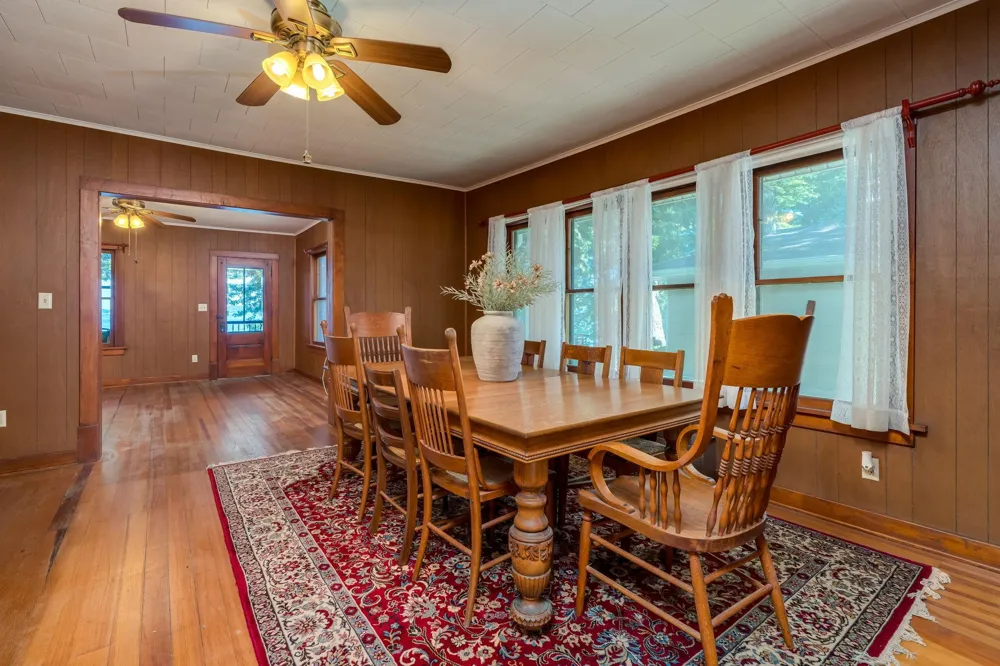 911 Reed Street Waterville, MN 56096