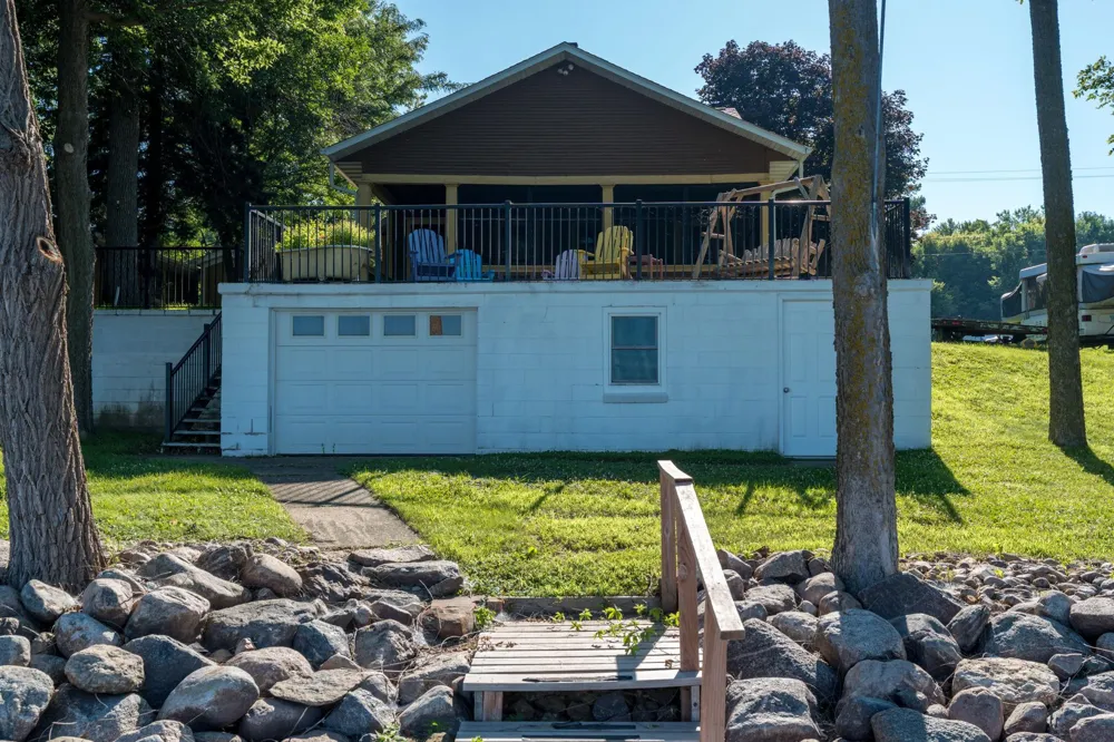 911 Reed Street Waterville, MN 56096