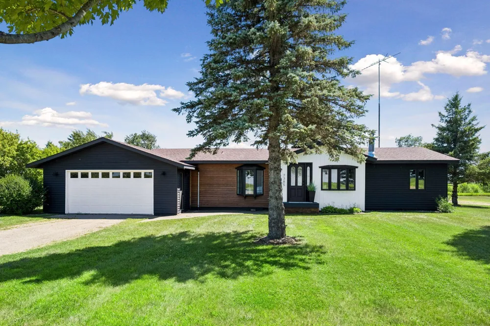 7385 322nd Street Saint Joseph, MN 56374