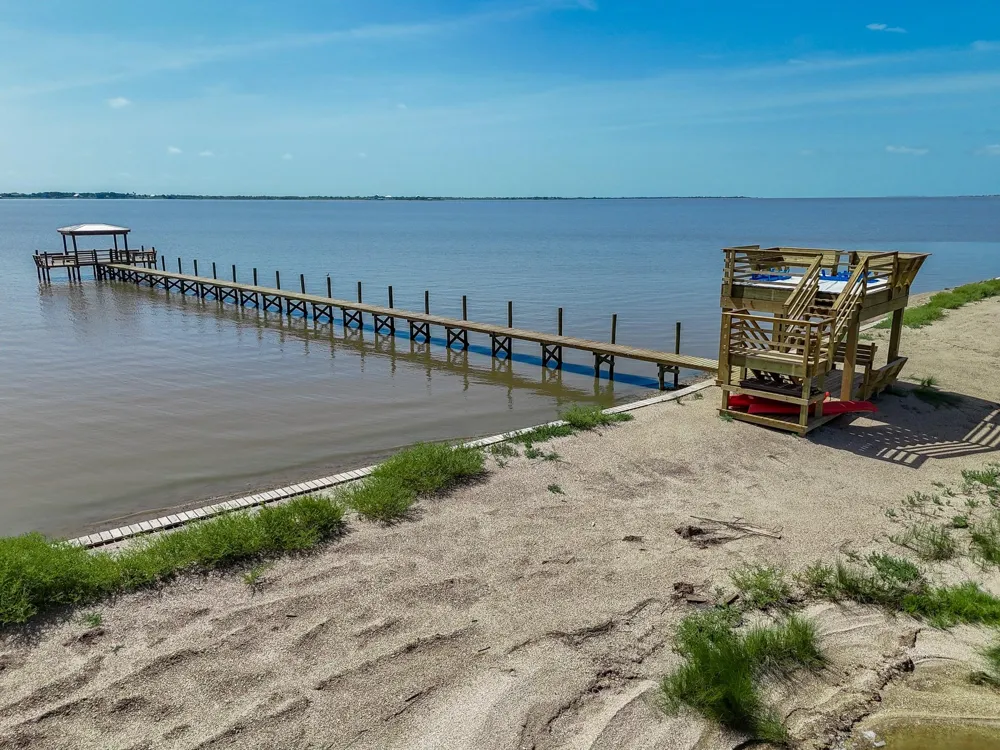 53 Driftwood Shores Port Lavaca, TX 77979