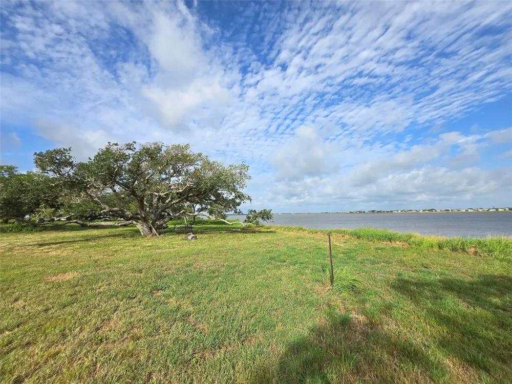 53 Driftwood Shores Port Lavaca, TX 77979