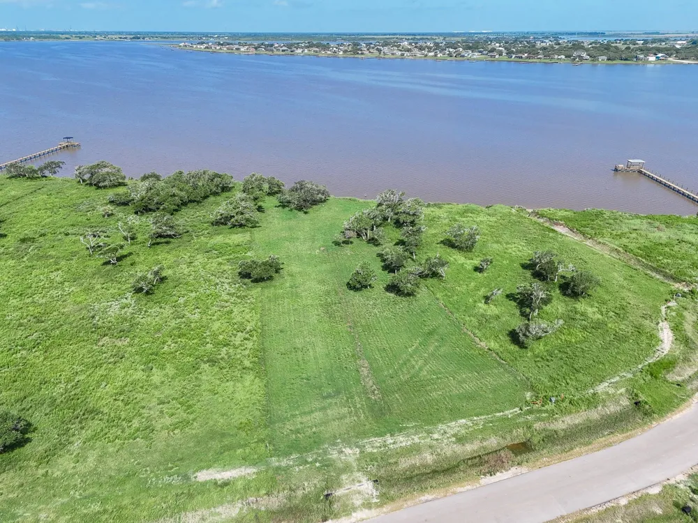 53 Driftwood Shores Port Lavaca, TX 77979