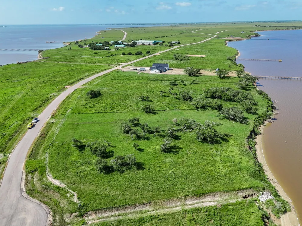 53 Driftwood Shores Port Lavaca, TX 77979