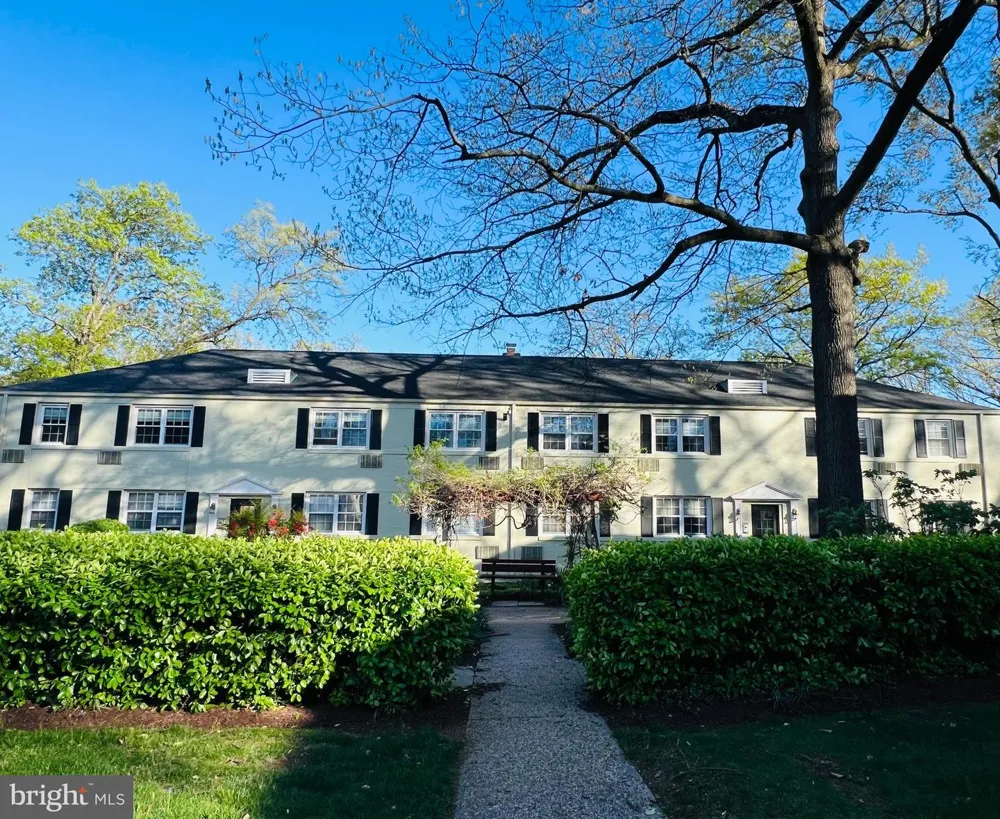 4316 PERSHING DRIVE #3 Arlington, VA 22203