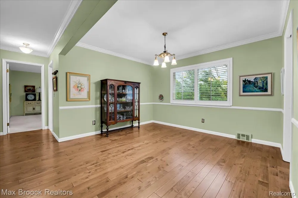 1711 Huntingwood Lane #C Bloomfield Charter Township, MI 48304