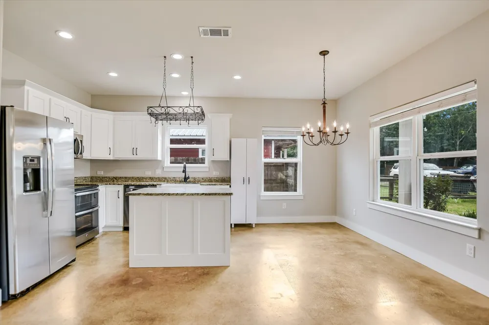 103 East Street Smithville, TX 78957
