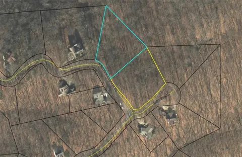 4548 Sassafras Mountain Trail