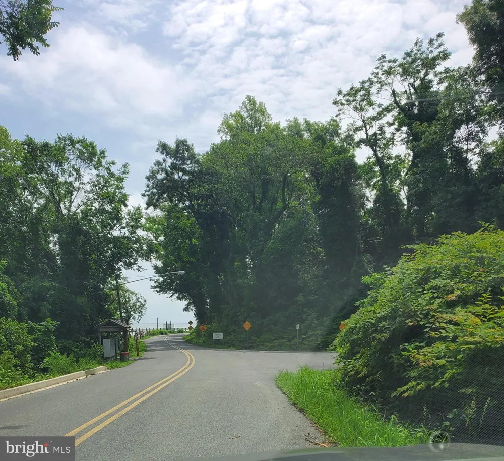 3317 NORTH AVENUE Port Republic, MD 20676