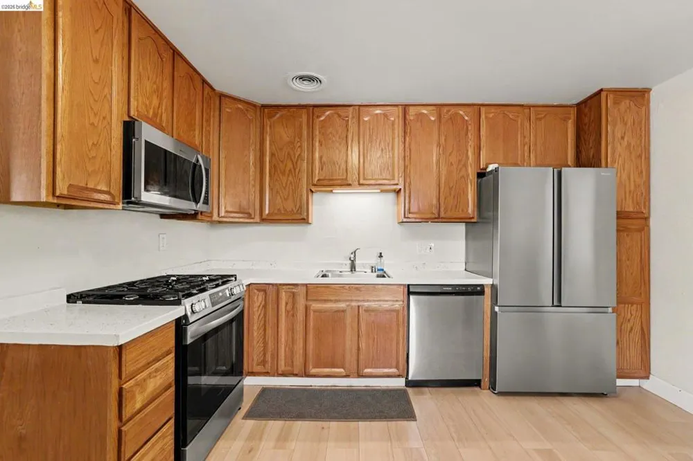 3879 Shasta Cir Pittsburg, CA 94565