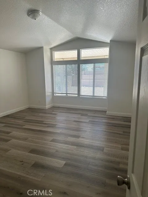 12811 Cimarron Victorville, CA 92392