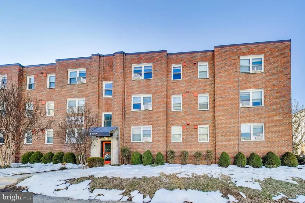 1724 N QUINN STREET #105 Arlington, VA 22209