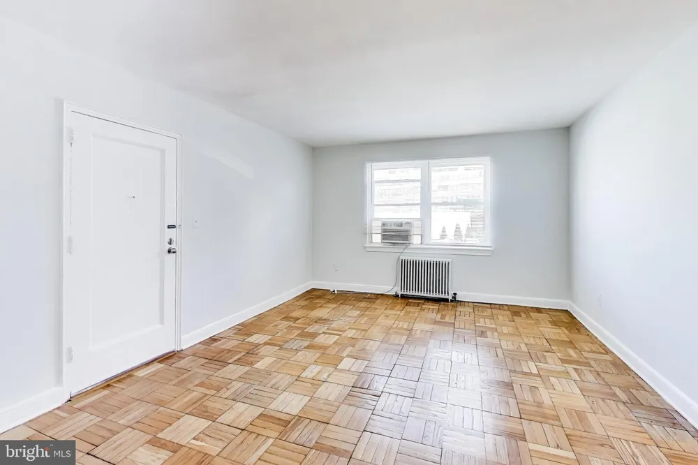 1724 N QUINN STREET #105 Arlington, VA 22209