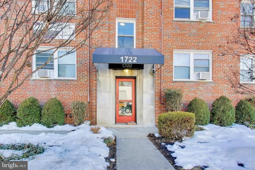 1724 N QUINN STREET #105 Arlington, VA 22209