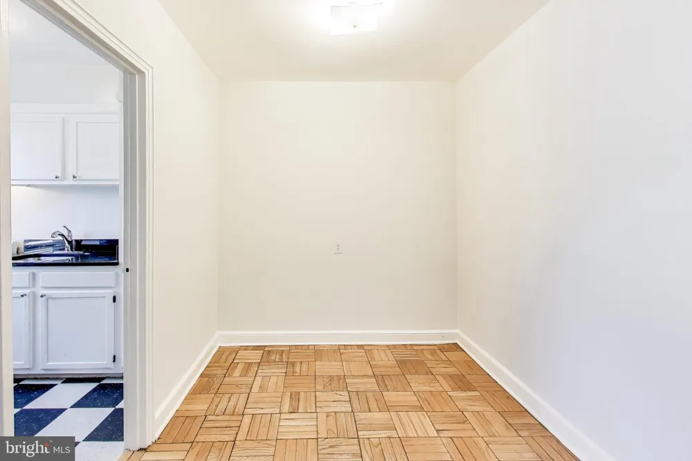 1724 N QUINN STREET #105 Arlington, VA 22209