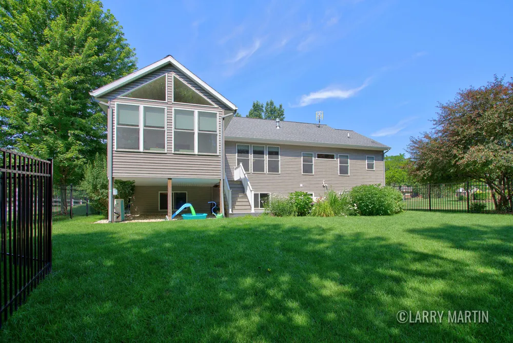 5982 Canal Avenue SW Grandville, MI 49418