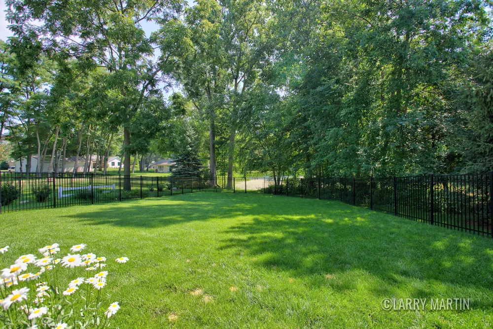 5982 Canal Avenue SW Grandville, MI 49418