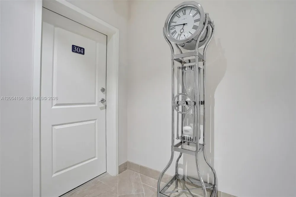 41 SW Seminole St #209 304 310 Stuart, FL 34994