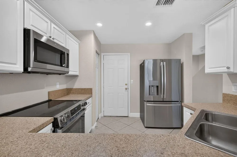 2786 SE Birmingham Drive Stuart, FL 34994