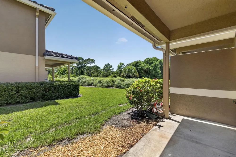 2786 SE Birmingham Drive Stuart, FL 34994