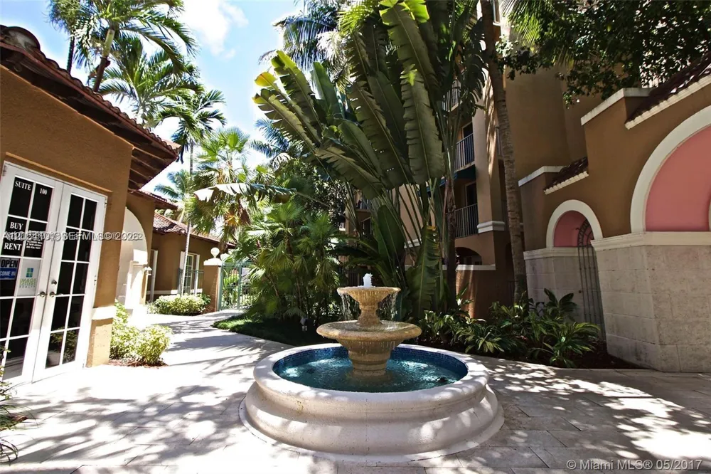 19901 E Country Club Dr #2401 Aventura, FL 33180