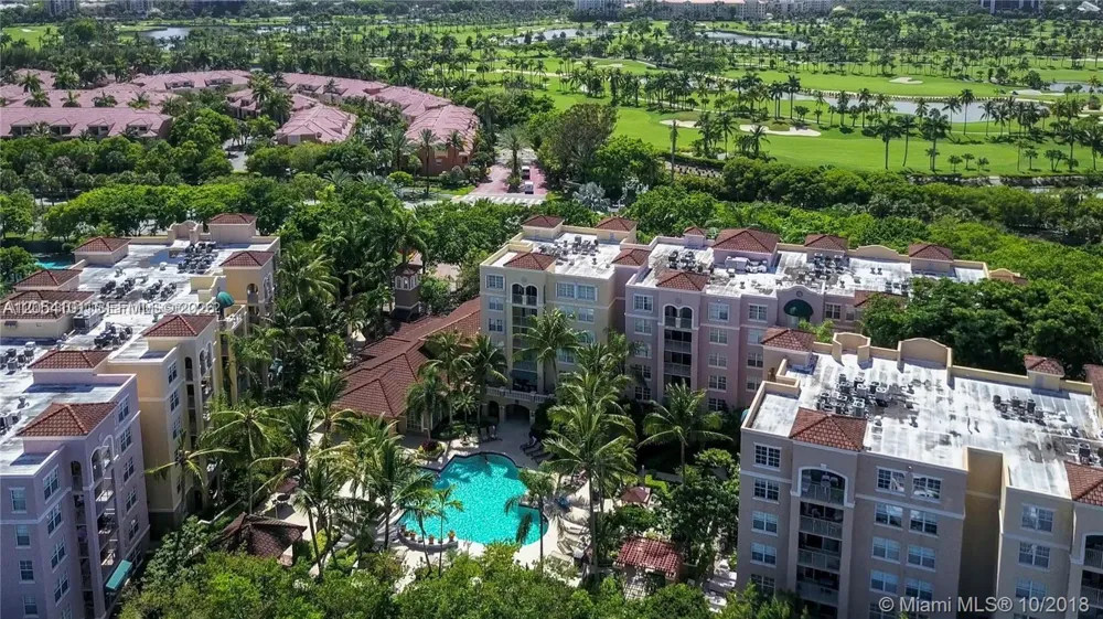 19901 E Country Club Dr #2401 Aventura, FL 33180