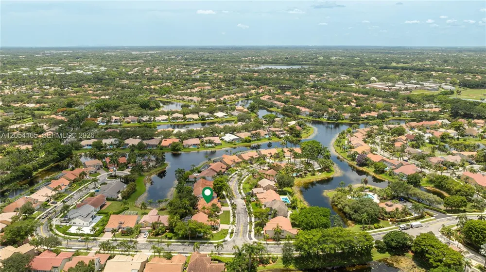 524 Water Pt Weston, FL 33326