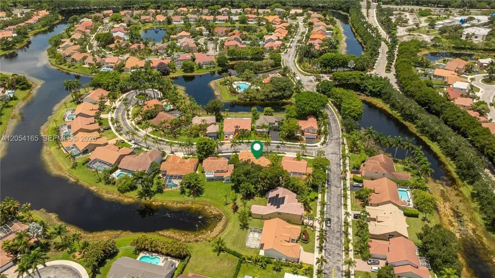 524 Water Pt Weston, FL 33326