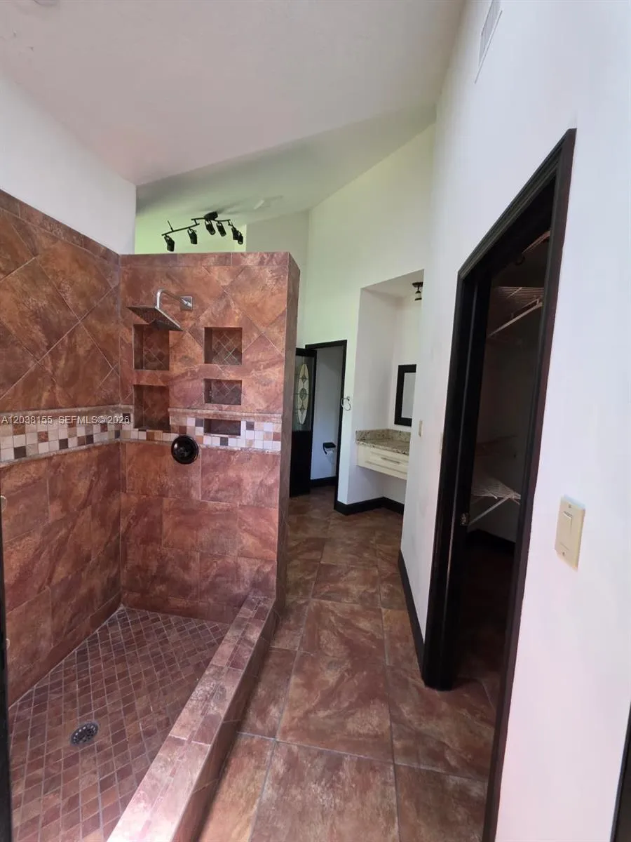 2261 Mariner CV Kissimmee, FL 34746