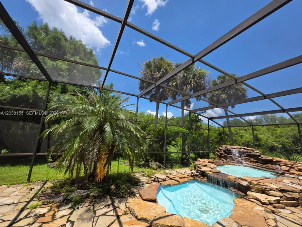 2261 Mariner CV Kissimmee, FL 34746