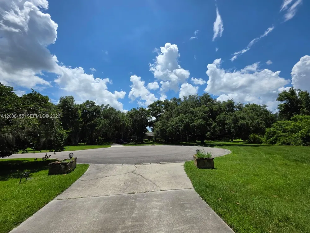 2261 Mariner CV Kissimmee, FL 34746