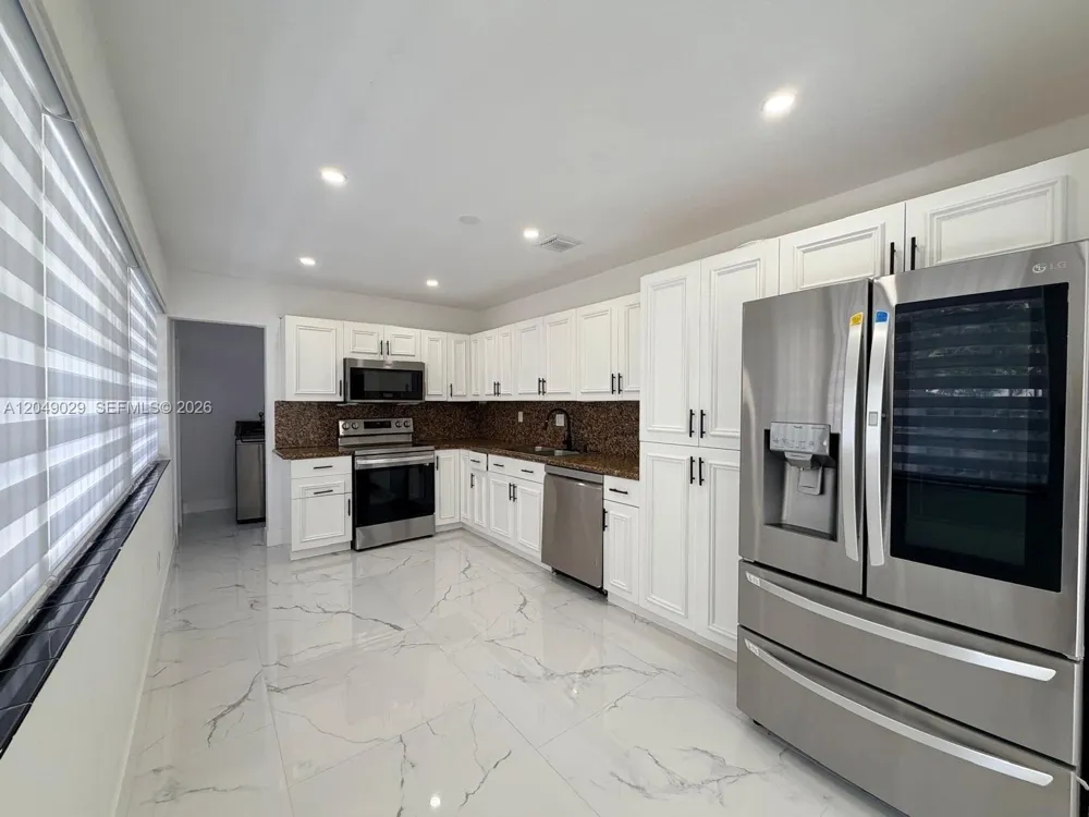 19202 NW 23rd Ct Miami Gardens, FL 33056