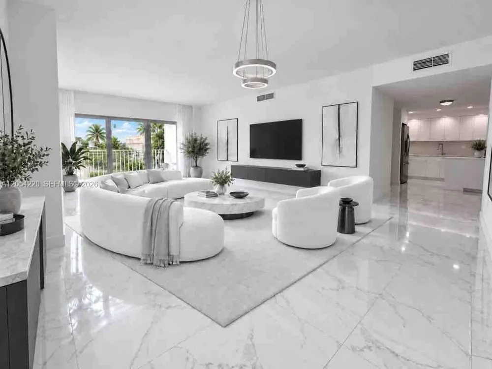 500 Bayview Dr #232 Sunny Isles Beach, FL 33160
