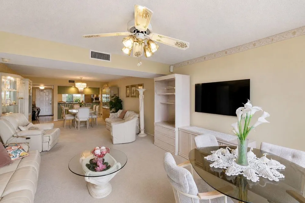 4091 Cypress Reach Court #403 Pompano Beach, FL 33069
