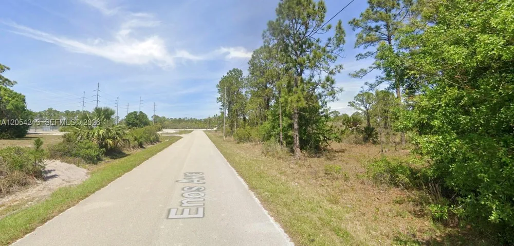 120 Enos Ave Lake Placid, FL 33852